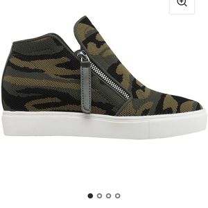 Steve Madden wedge sneaker